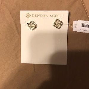 Kendra Scott studs